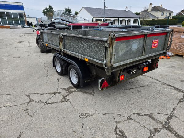 All makes of trailers Servicing and repairs 352810370