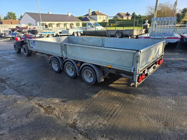 All makes of trailers Servicing and repairs 352810371