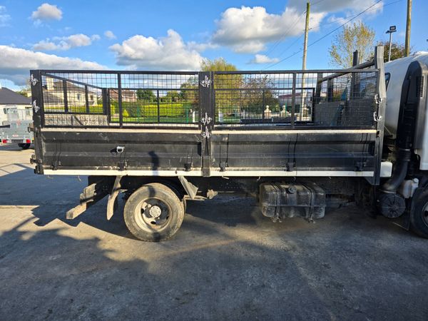 All makes of trailers Servicing and repairs 352810374
