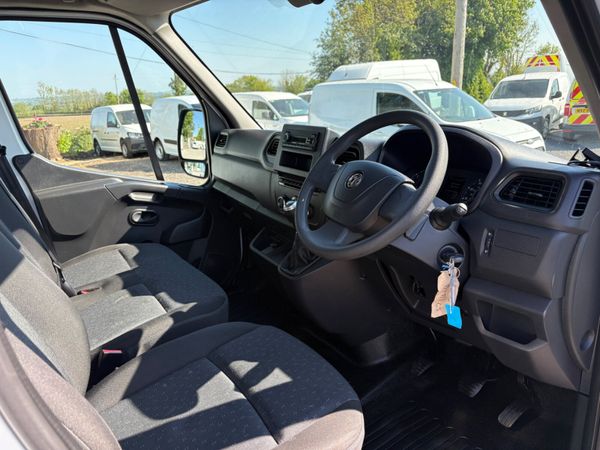 Opel Movano 353844799