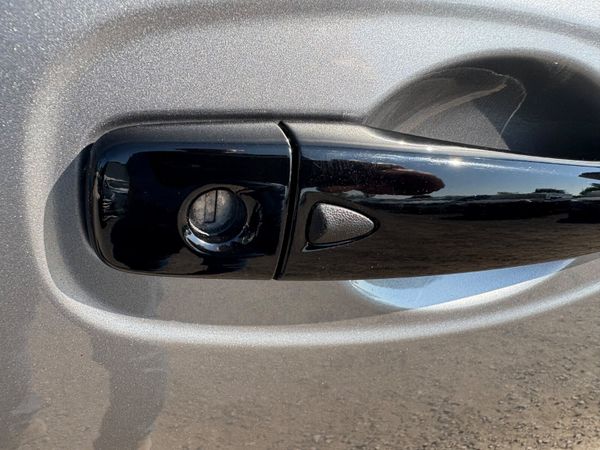 Nissan Navara N Gaurd 353838567