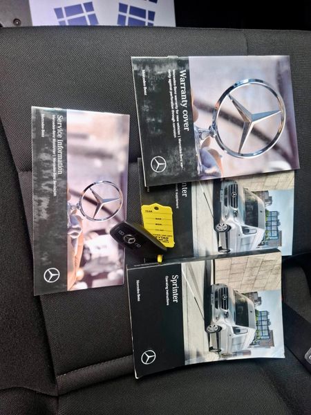 Mercedes-Benz Sprinter 2020 354282932