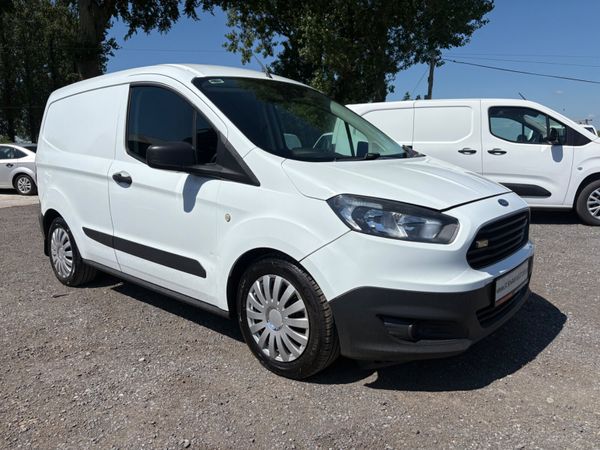 Ford Transit Courier 354549411