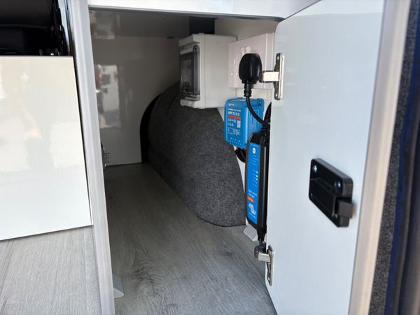 VW Transporter Camper 354514613