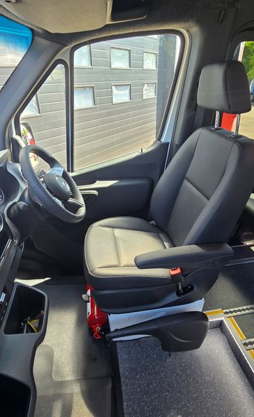 Mercedes Sprinter 18 + Driver, 5 year Warranty 354520873