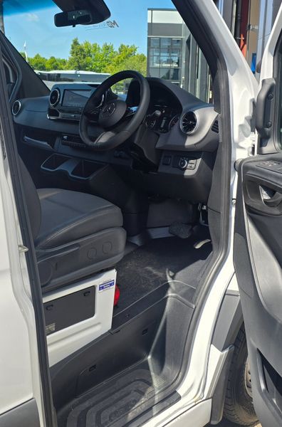 Mercedes Sprinter 18 + Driver, 5 year Warranty 354520883