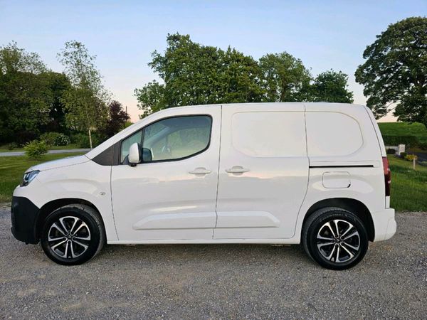 Now Reserved 354760964