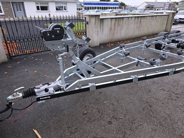 Boat Trailers 355787709