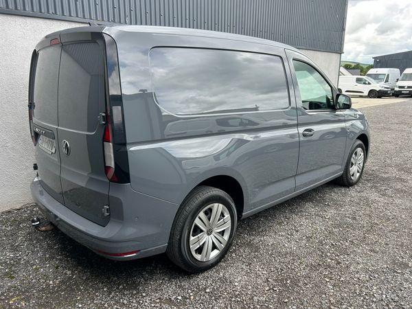 2023 Volkswagen Caddy - 122 Bhp 355713557