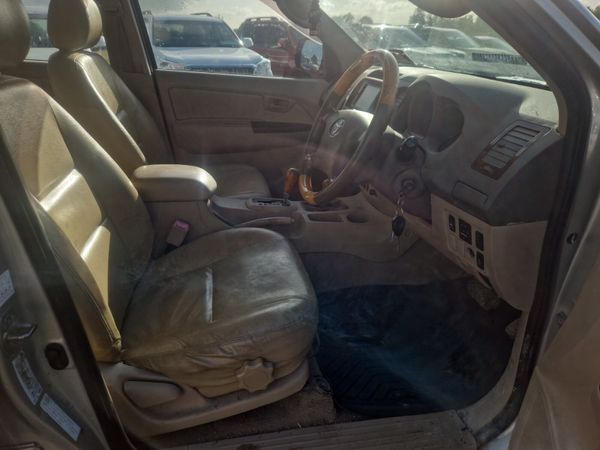 Toyota Hilux 3.0 D4D 355901099