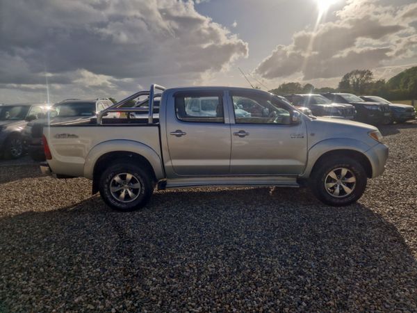 Toyota Hilux 3.0 D4D 355901100