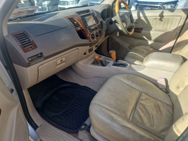 Toyota Hilux 3.0 D4D 355901102