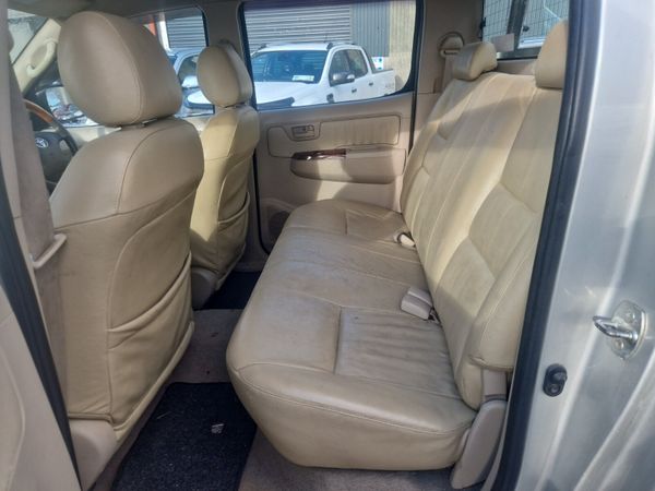 Toyota Hilux 3.0 D4D 355901108