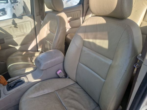 Toyota Hilux 3.0 D4D 355901111