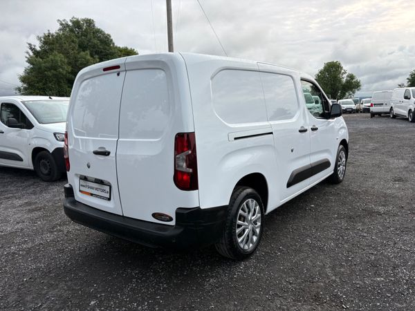 Citroen Berlingo Maxi LWB 356674355