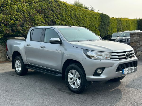 2020 Toyota Hi Lux SR5 2.4 D4D 356795112