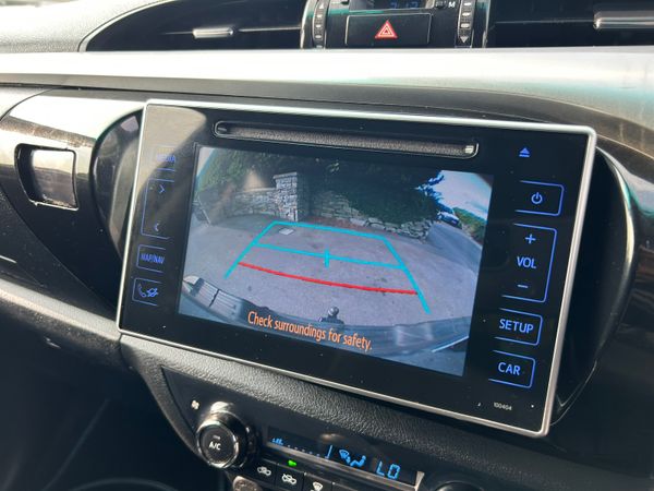 2020 Toyota Hi Lux SR5 2.4 D4D 356795123