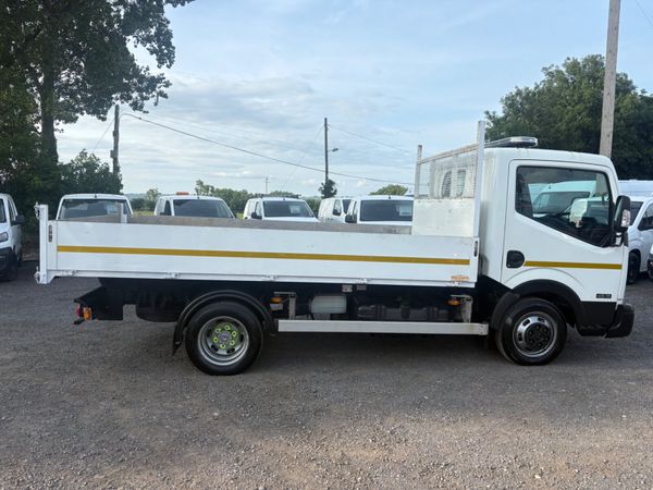 Nissan NV400 2017 357992631