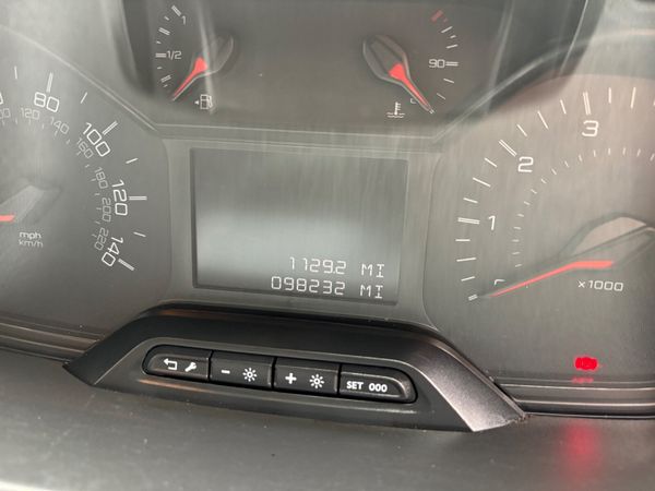 Peugeot Partner 357993689