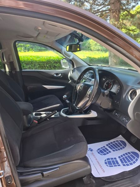 Nissan Navara 2016 DOE 6/26 358234326