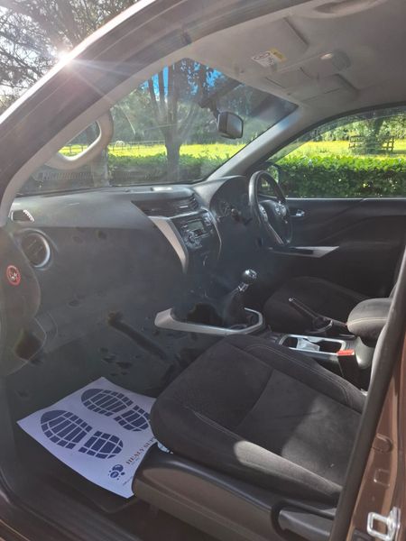 Nissan Navara 2016 DOE 6/26 358234330