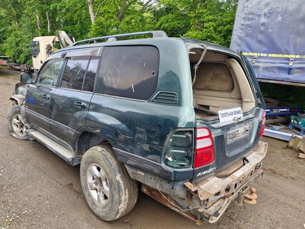 Toyota landcruiser amazon breaking for parts 359198147