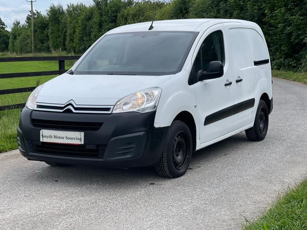 162 Citroen Berlingo Eneterprise Spotless***** 359687447