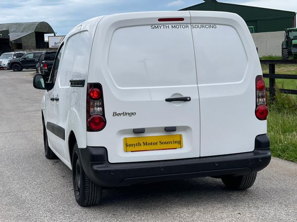162 Citroen Berlingo Eneterprise Spotless***** 359687451