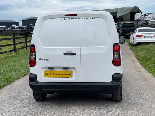 162 Citroen Berlingo Eneterprise Spotless***** 359687452