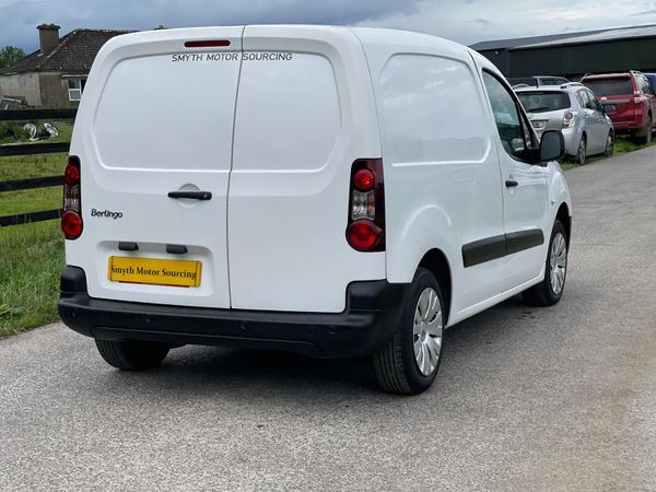 162 Citroen Berlingo Eneterprise Spotless***** 359687456