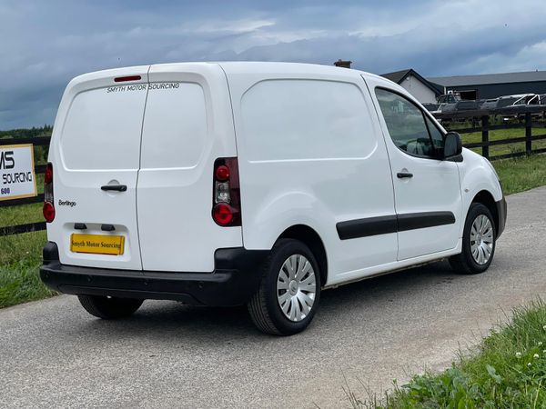 162 Citroen Berlingo Eneterprise Spotless***** 359687459