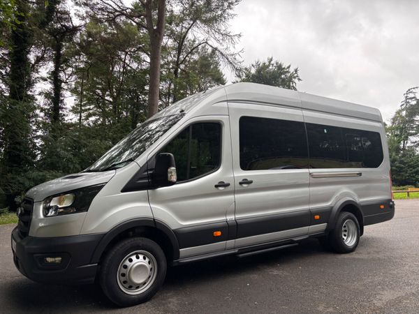 2022 Ford Transit 17 Seat (LIKE NEW) only 34,000km 360258947