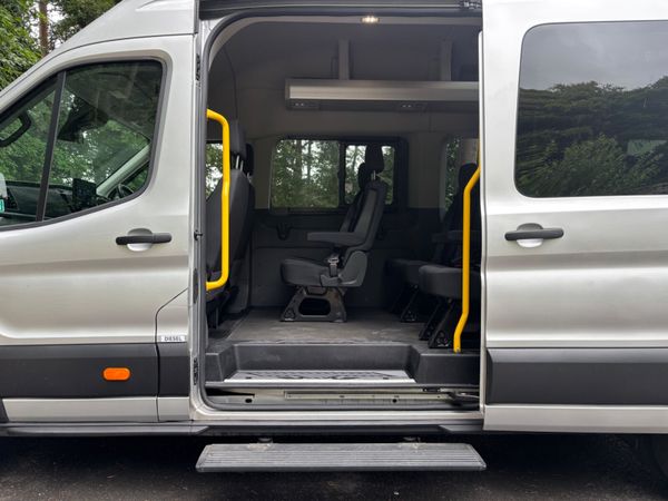 2022 Ford Transit 17 Seat (LIKE NEW) only 34,000km 360258955