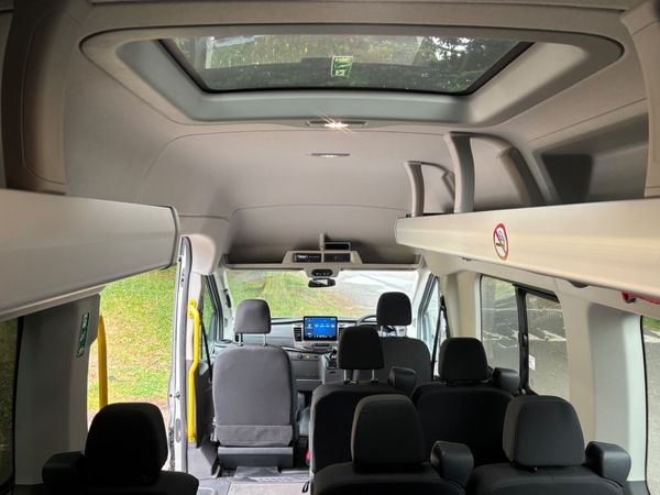 2022 Ford Transit 17 Seat (LIKE NEW) only 34,000km 360258957