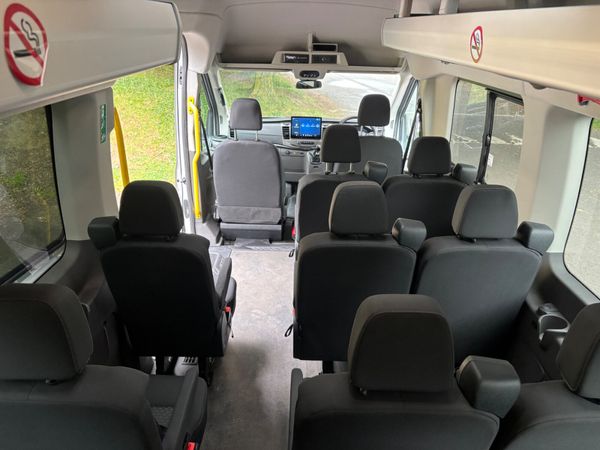 2022 Ford Transit 17 Seat (LIKE NEW) only 34,000km 360258958