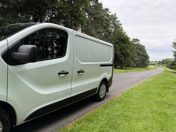 Renault Trafic 2019 SL27 Low KM 361183457