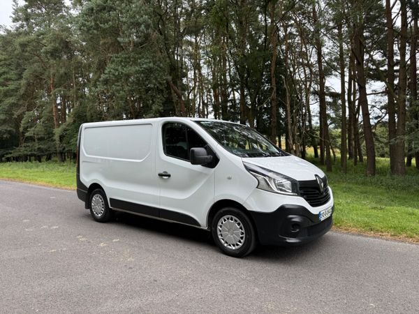 Renault Trafic 2019 SL27 Low KM 361183424