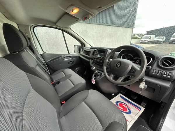 2021 Renault Trafic 2.0L - 120 Bhp / Lwb 361483020