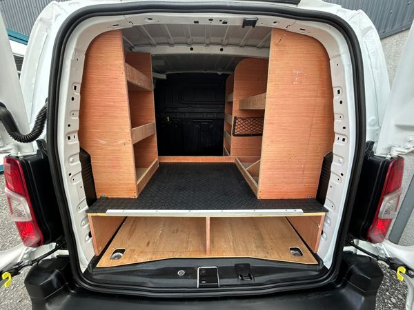 2019 Peugeot Partner ' Air con / Low kms 362098160