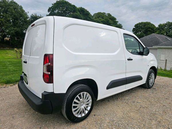 2021 Citroën Berlingo 362281826
