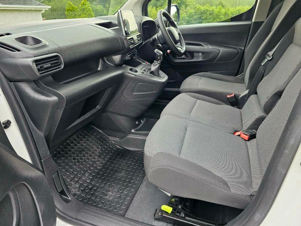 2021 Citroën Berlingo 362281838