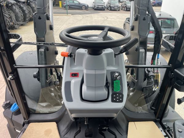 NEW Valtra G135 Active 362540968