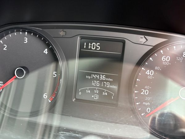 Volkswagen Transporter 362705655