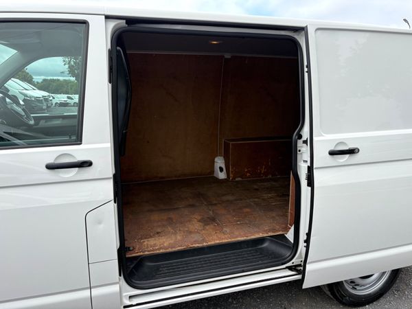 Volkswagen Transporter 362705657