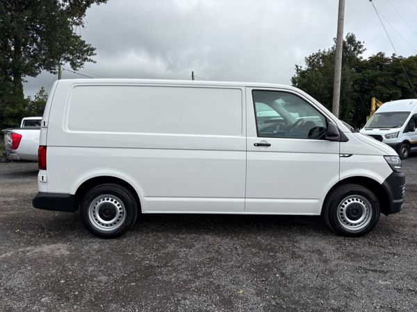 Volkswagen Transporter 362705665