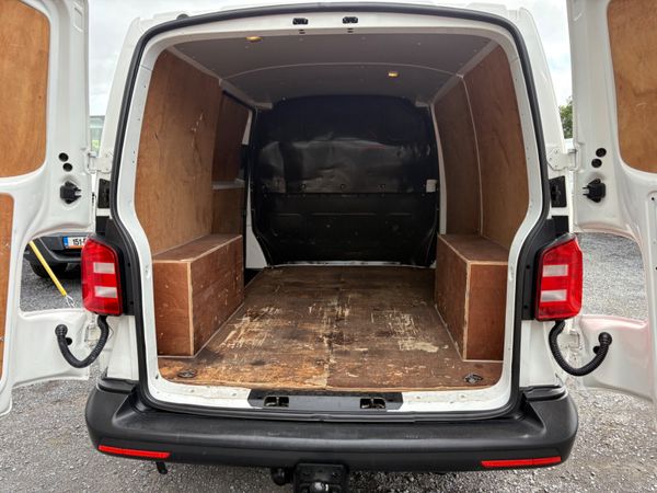 Volkswagen Transporter 362705666