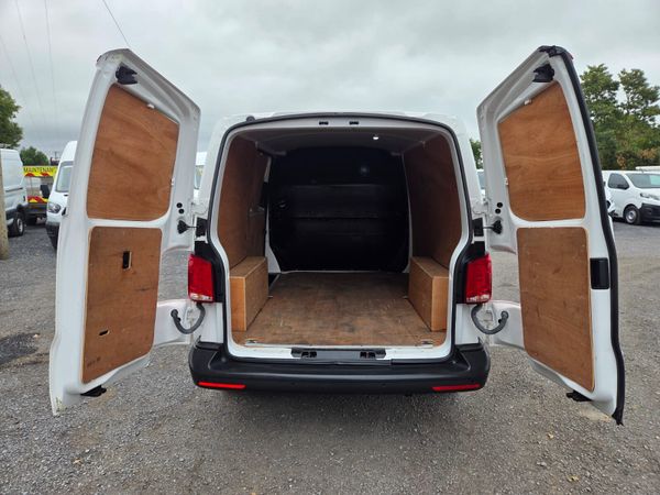 Volkswagen Transporter 362706546