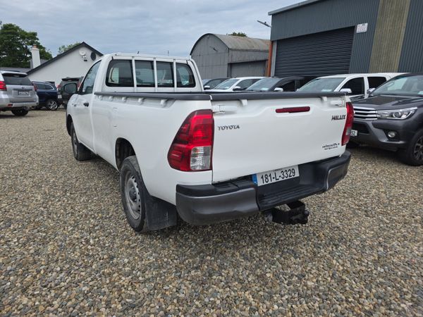 Toyota Hilux Single Cab 363135776