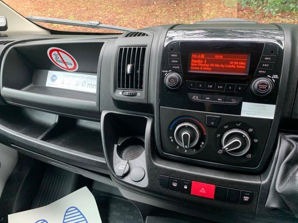 Peugeot Boxer Luton Taillift 363319529