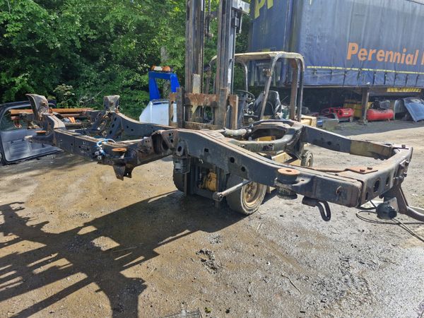 Toyota landcruiser 03 to 10 swb chassis 363546583